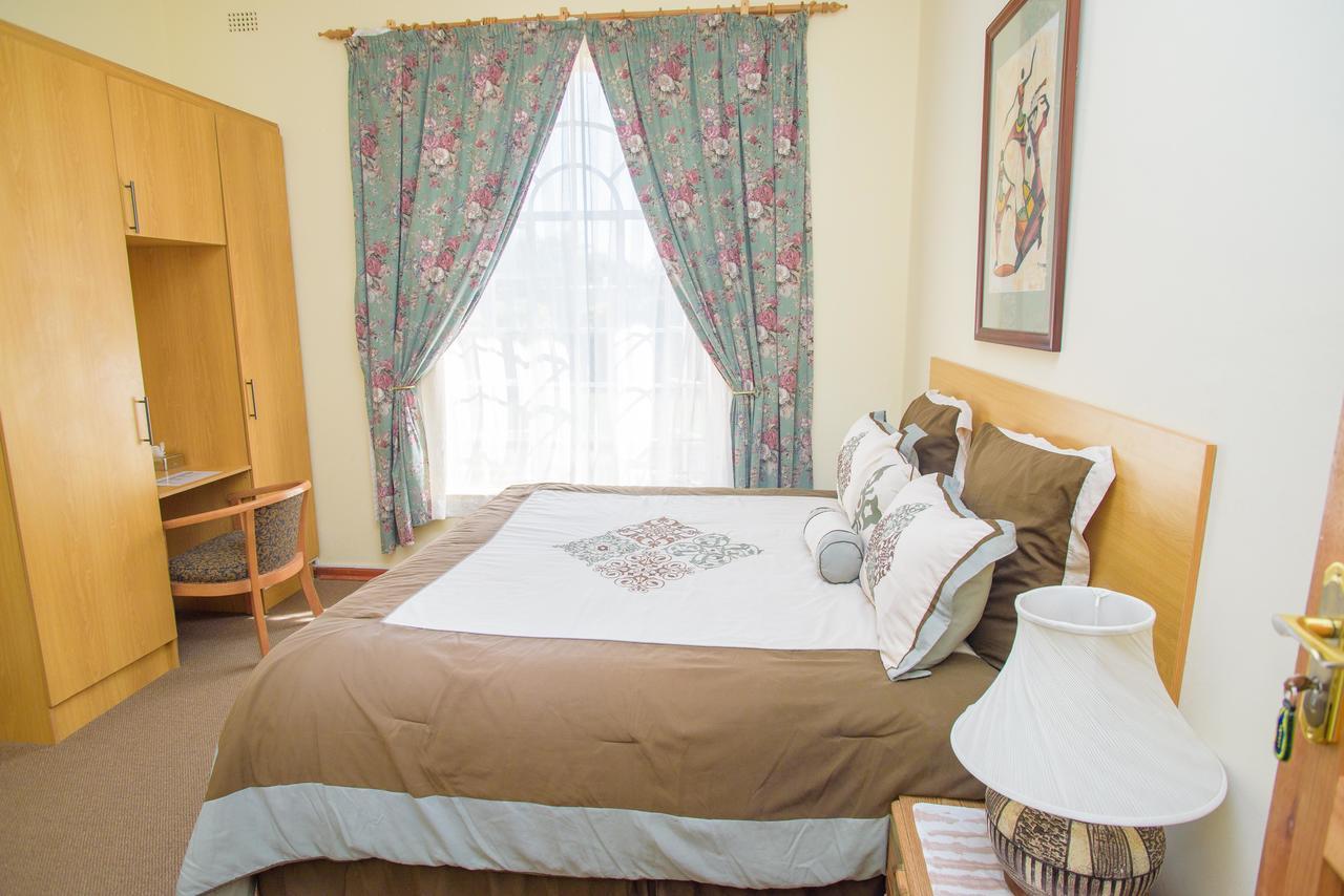 Art Lodges Harare Buitenkant foto
