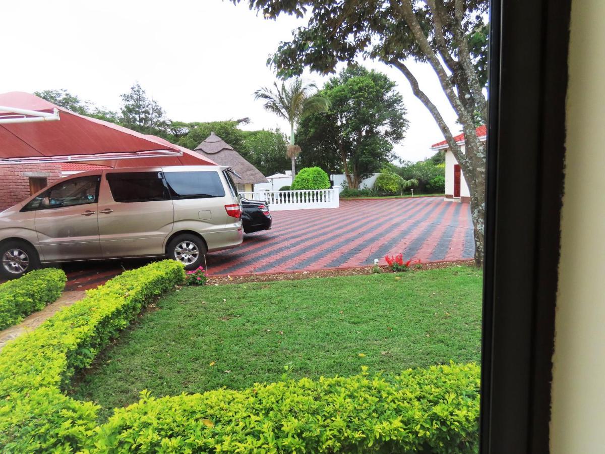 Art Lodges Harare Buitenkant foto
